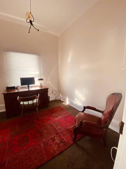 Macleay Cottage With Plunge Pool And Local Arts Dubbo Eksteriør bilde