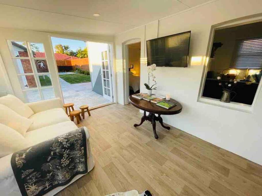 Macleay Cottage With Plunge Pool And Local Arts Dubbo Eksteriør bilde